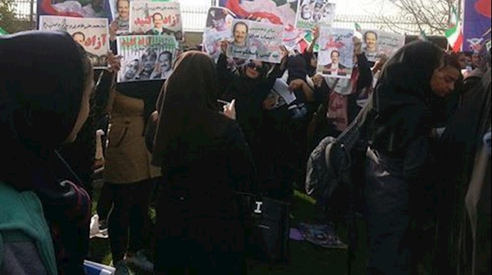 ايران ...احتجاج في مدينة کرج علی استمرار حجز السجين السياسي محمد علي طاهري