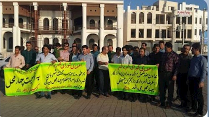 ايران.. تجمعات احتجاجية في مدن بجنورد وقصر شيرين وبوشهر