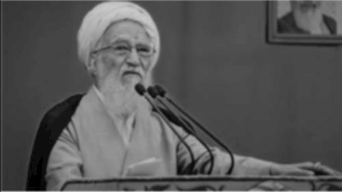 ايران ..الملا موحدي کرماني يعرب عن قلقه تجاه استمرار العقوبات في امريکا