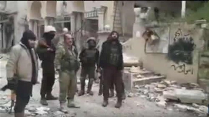 بالفيديو..الرسالة الأخيرة للثوار من حلب: سنعود لنحررها ونعمرها