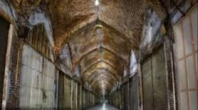 ايران .. تواصل اضراب أصحاب محال بيع المصوغات الذهبية عن العمل في سوق زنجان