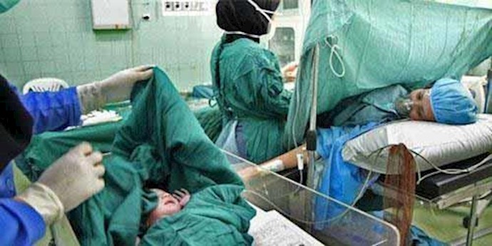 وفاة طفلة بعمر 45 يوما نتيجة خطأ في غرفة العملية الجراحية في مستشفی مفيد بطهران