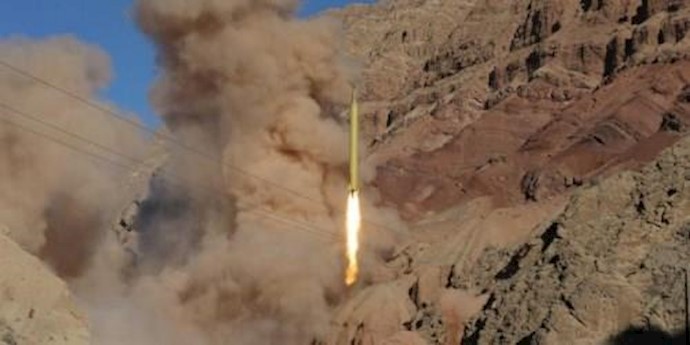 صاندي تلغراف: اتفاق نووي إيران أطلق سباق تسلح بالمنطقة