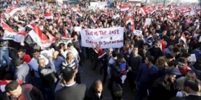 تظاهرات العراقيين تطالب بمحاکمة الفاسدين وتشکيل حکومة تکنوقراط