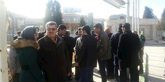 إضراب واحتجاج العمال في مدينتي ايلام وکرمانشاه