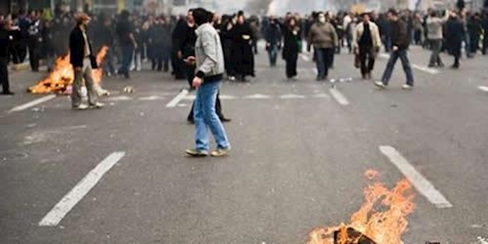 التأوه وإبداء الخوف من الشباب