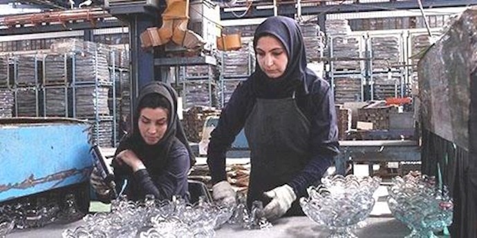 مليونان و500 ألف امرأة باحثة عن العمل يعشن في الفقر والبؤس