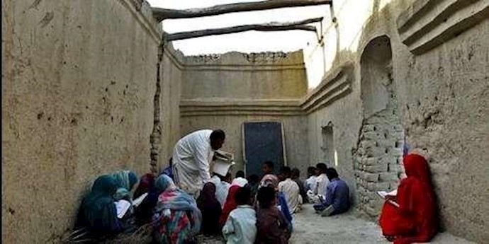 56 بالمئة من المدارس في محافظة سيستان وبلوتشستان متداعية ومهترئة