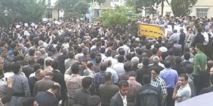 ايران ..مثقفو مدينة سنندج يطالبون برفع الاجواء الامنية ووقف الترويع والتهديد والاستدعاء