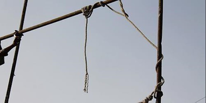 ايران.. عمل اجرامي لاعدام سجين علی الملأ ونقل 6 سجناء محکوم عليهم بالاعدام الی زنزانة انفرادية