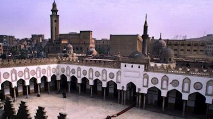 علماء الأزهر لـ«عکاظ»: تسييس الحج محرم شرعاً