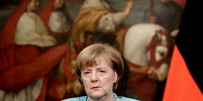 مرکل تتوقع التزام ترکيا اتفاق الهجرة بعد تنحي داود اوغلو