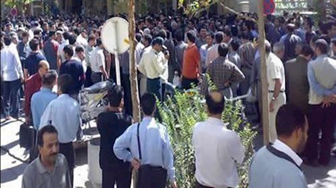إيران... 4 حرکات احتجاجية لعمال في مدينتي سنندج و کرمانشاه