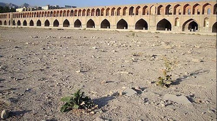 ايران.. وداعا يا نهر زاينده رود