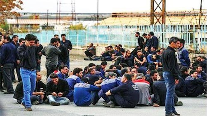 ايران.. تجمع احتجاجي لعمال شرکة ديزل في مدينة آمل