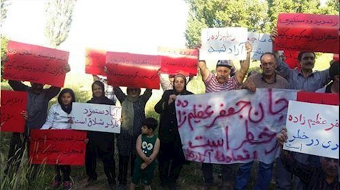 إيران.. تجمع احتجاجي للعمال وعوائلهم في متنزه الأطفال في سنندج