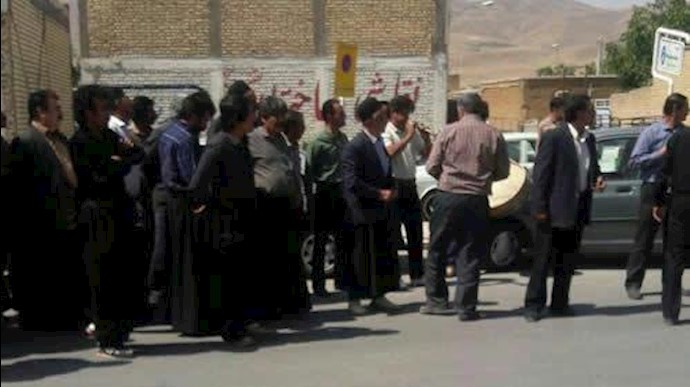 إيران .. أهالي تشغاخور يستنکرون قتل صادق نادري مواساة لأهالي بلداجي