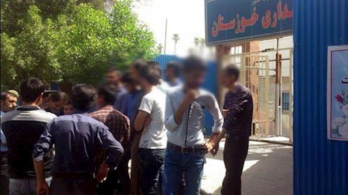 تجمع احتجاجي للعمال في اهواز