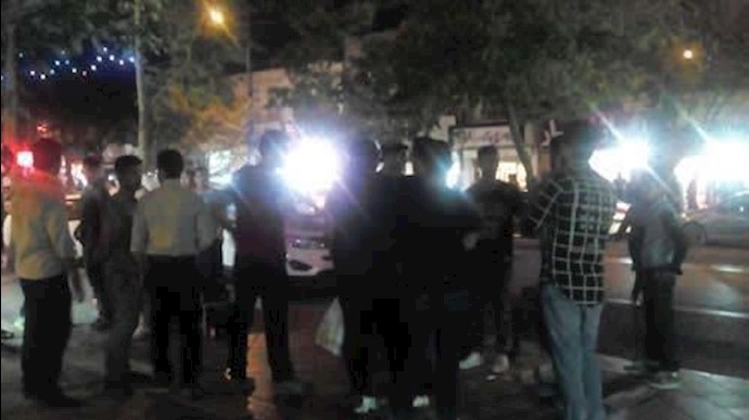 تعذيب المعتقلين في تظاهرات أذربايجان علی يد جلادي خامنئي