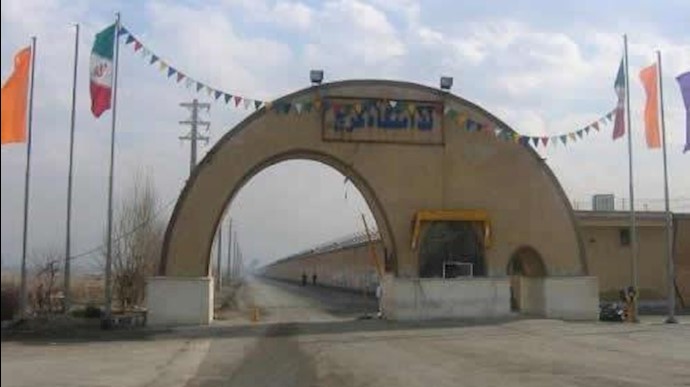 خطر اعدام وشيک يهدد 15 سجينا في السجن المرکزي في کرج