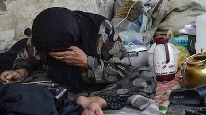 30 % من الإيرانيين لا يجدون الخبز و25 % مهمشون
