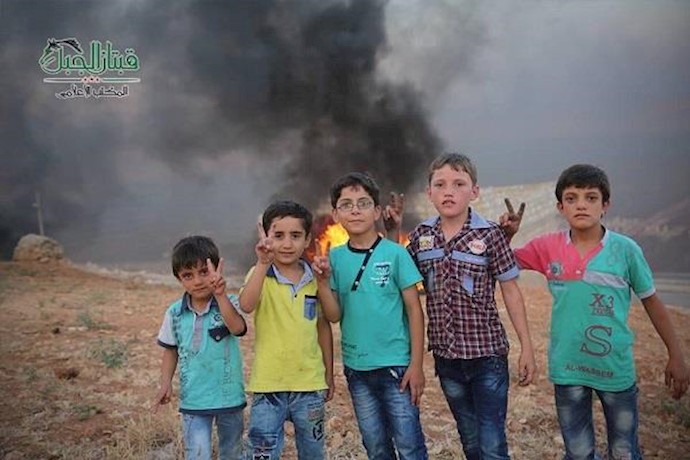 الشکر لأطفال کتيبة مقاومة الطائرات لمدينة حلب+ صورة