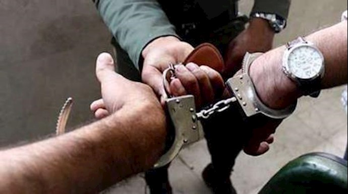 اعتقال 40 شاب وشابة في حفل ضيافة