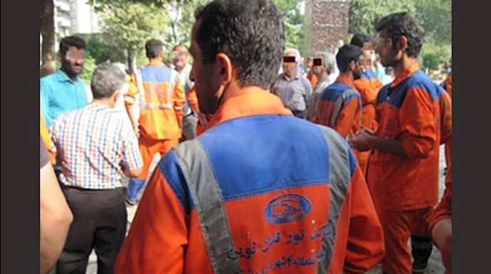 ايران ..تظاهرات عمال لبلدية مدينة رشت