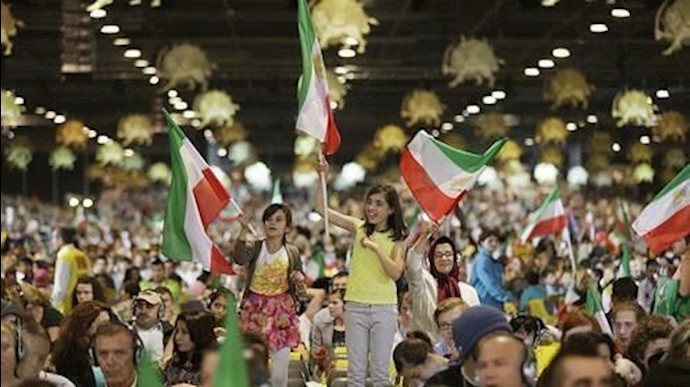 ثلاث رسائل تهنئة من طهران ورشت واردبيل للنقل الناجح لمجاهدي خلق الی ألبانيا