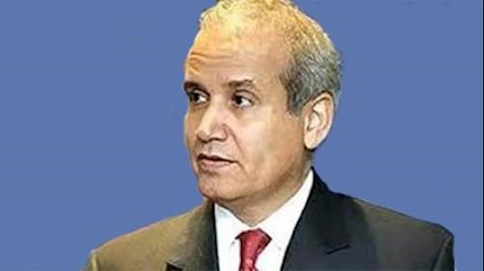 المرشد: حرب سوريا دفاعية!