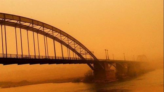 إيران..تلوث الهواء في مدينتي طهران والأهواز