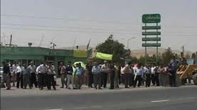 إيران..استمرارإضراب عمال الزراعة والصناعة في مدينة مهاباد