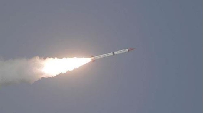 الدفاع الجوي السعودي يعترض صاروخا باليستيا حوثيا