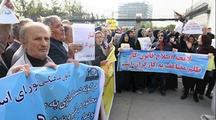 ايران .. تجمع احتجاجي لعمال ري مقابل برلمان النظام