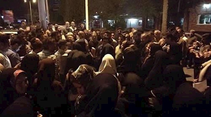 اشتباک لمن نهبت أموالهم في مدينة الأهواز مع مأموري الأمن القمعيين