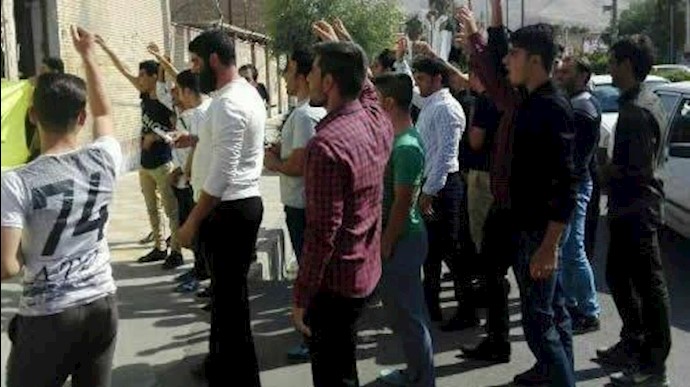 تجمعات احتجاجية في محافظات خوزستان ولورستان وايلام