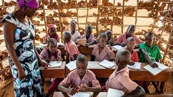 في اليوم العالمي للمعلمين، دعوة إلی تعزيز حرية التدريس وتمکين المعلمين