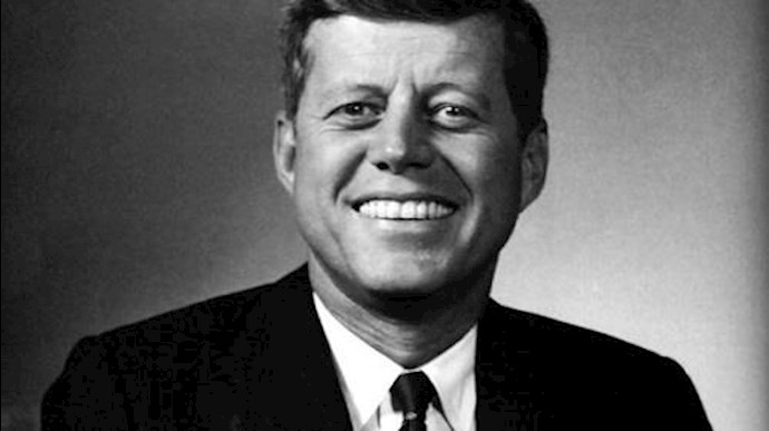 ترمب يقرر نشر وثائق سرية حول اغتيال کينيدي