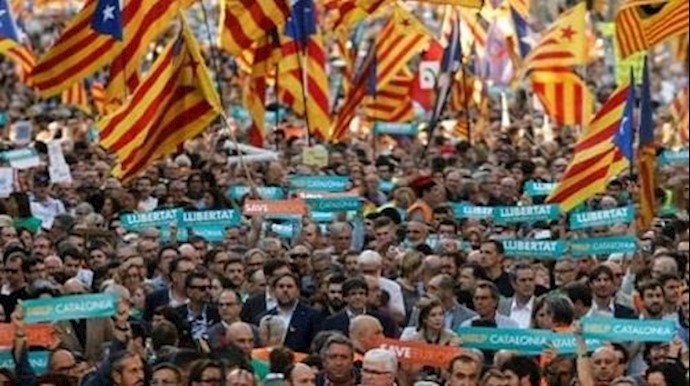 450الف شخص يتظاهرون في برشلونة مطالبين بالاستقلال+فيديو