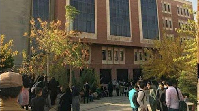 العاصمة طهران: إنتحارطالب في الجامعة الوطنية