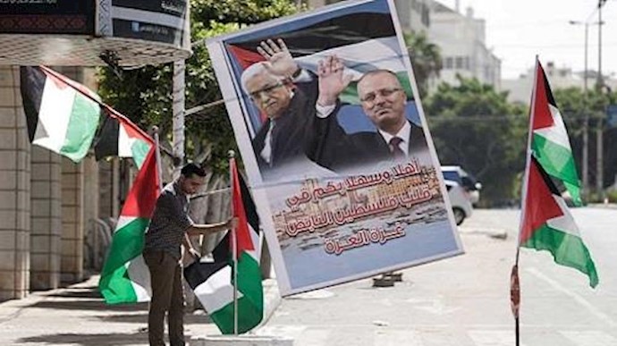 رئيس الوزراء الفلسطيني يعلن تشکيل 3 لجان حکومية لتولی استلام قطاع غزة