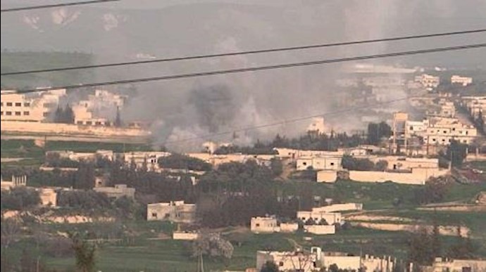 بعد استقدام تعزيزات عسکرية.. طيران الاحتلال الروسي يکثف قصفه علی حماة