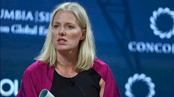 وزيرة کندية تعتذر.. وتسحب "التحية للنظام السوري"
