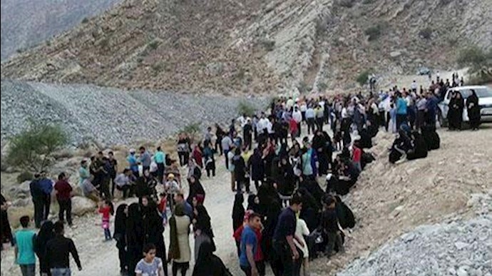 صحيفة فوربس الامريکية : النظام الايراني يلتجأ الی القمع خوفا من تجمع واسع للمواطنين في يوم کوروش