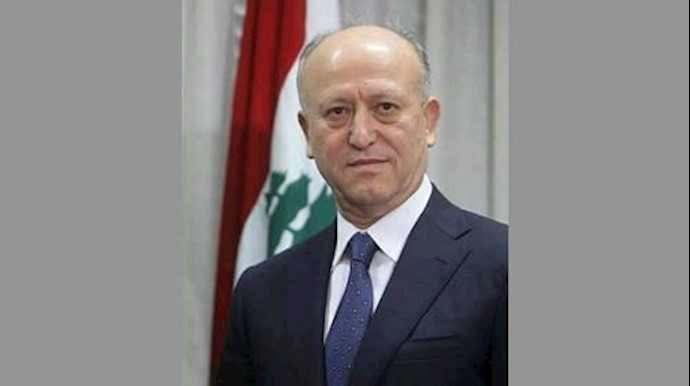 ريفي: بالاستقالة سقطت إحدی رکائز الترکبية الإيرانية