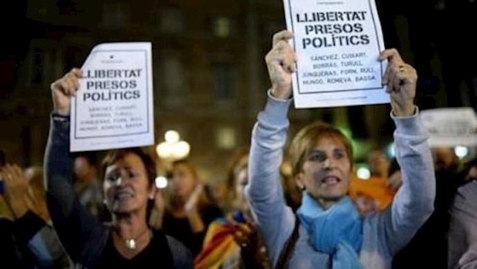 بوتشيمون "مستعد للترشح" الی انتخابات ديسمبر في کاتالونيا