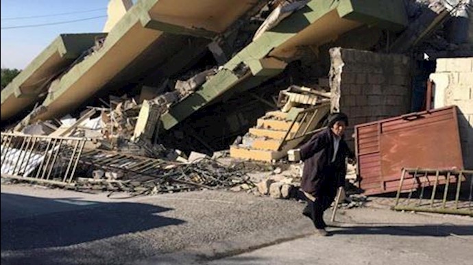 رويترز:إرتفاع عدد قتلی الزلزال في إيران إلی 530 شخصا