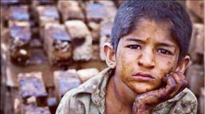 من أجل حملة دولية لحماية الاطفال من نظام الملالي