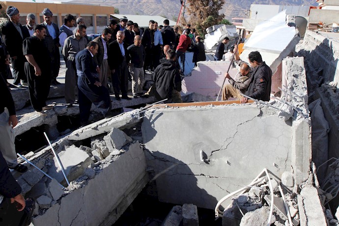 ناجون من زلزال إيران يفترشون الأطلال (فيديو+ صور)