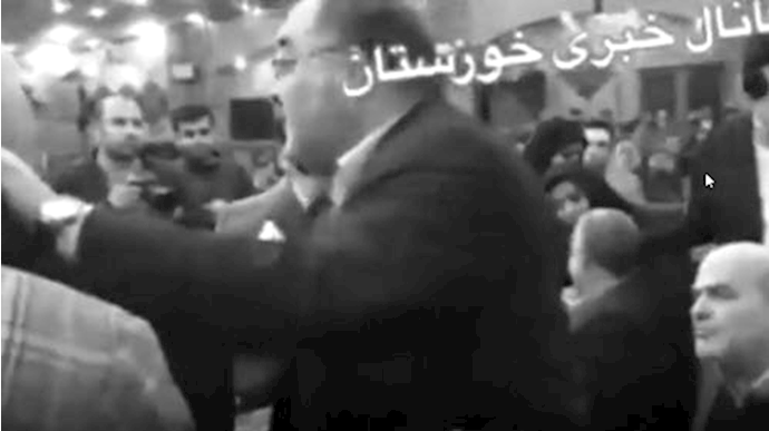 شجار لفظي بين رئيس منظمة البيئة واعضاء شوری النظام بشأن أزمة الماء + فيديو